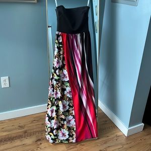 Clover Canyon - Strapless Maxi Dress - Small